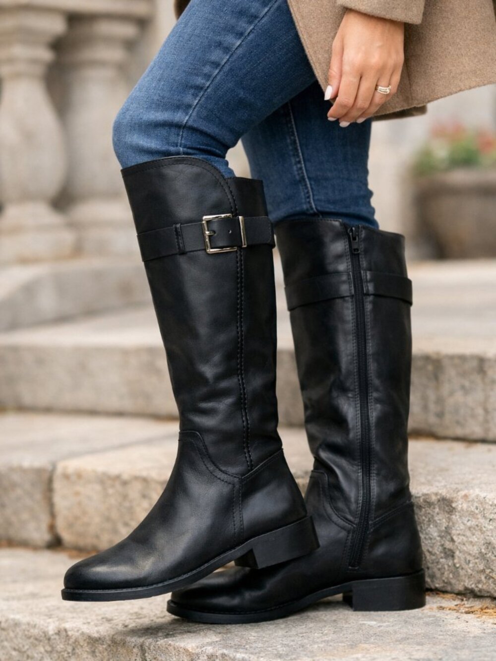 Arturo Chiang Women’s Black Leather Riding Boots Tall Knee-High Buckle Strap 8M